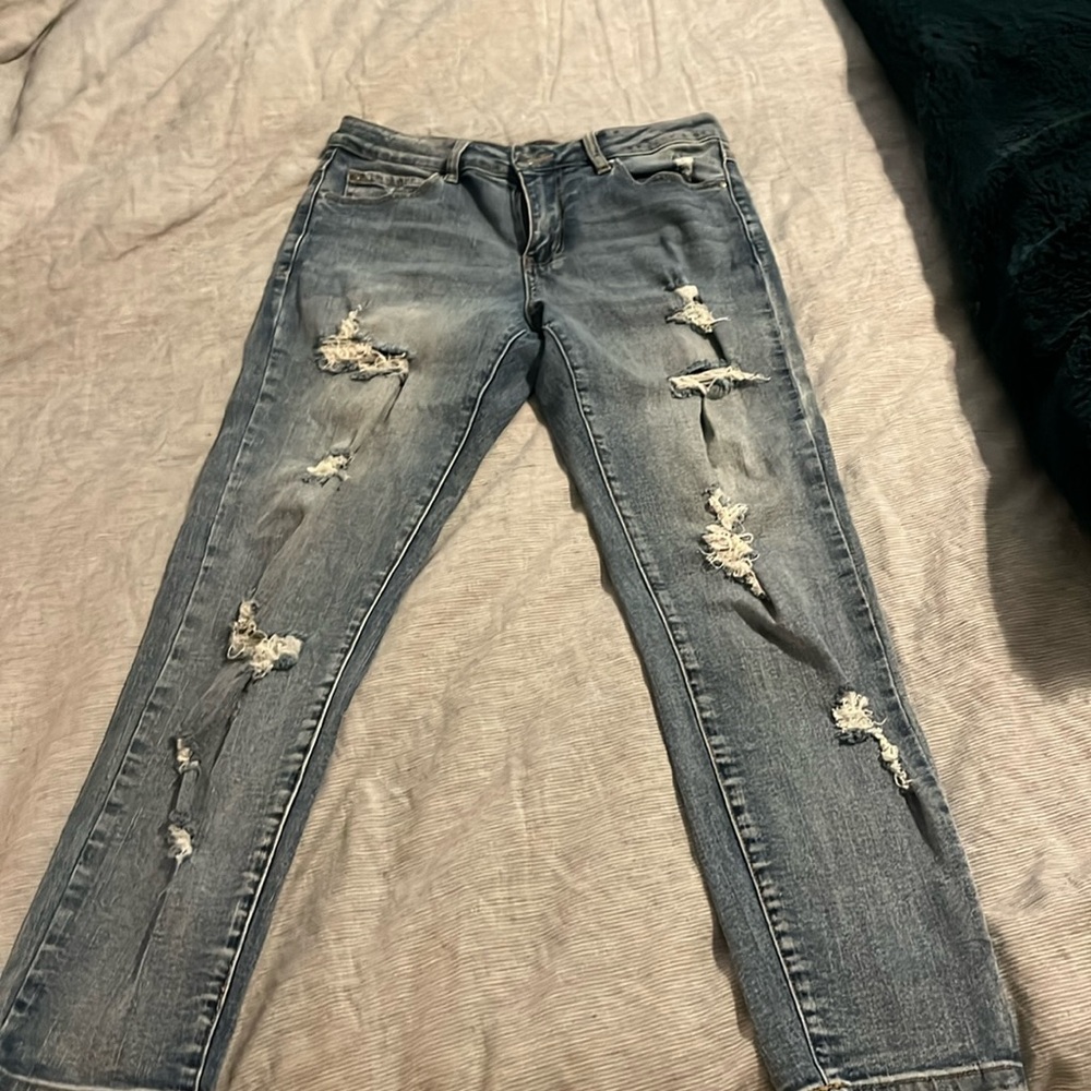 Grace & lace size 6 distressed jeans